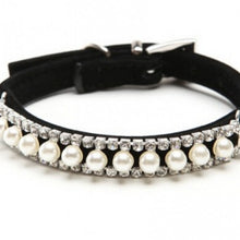 Load image into Gallery viewer, Pearl Crystal Necklace Pet Collar